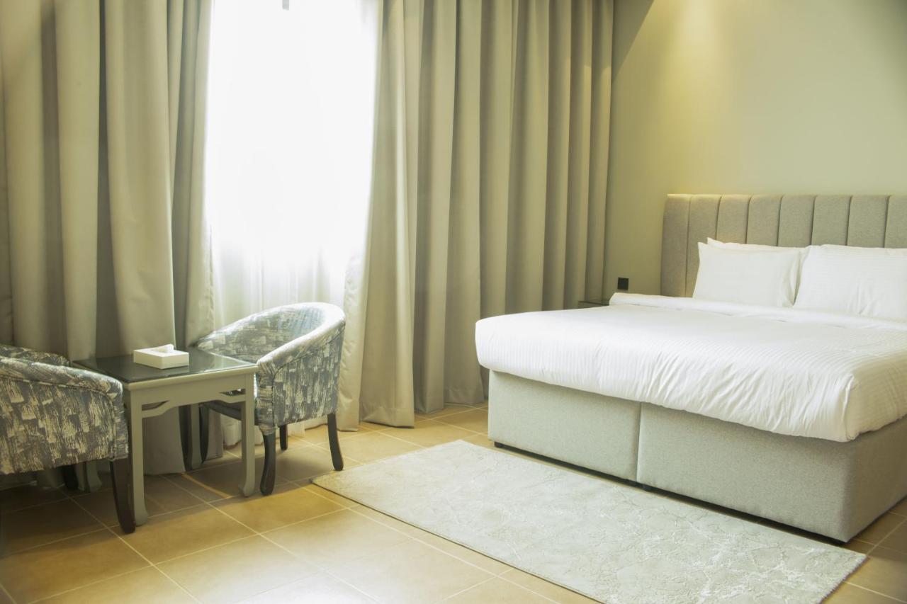 מנאמה Infinity Tower Suites Wll מראה חיצוני תמונה