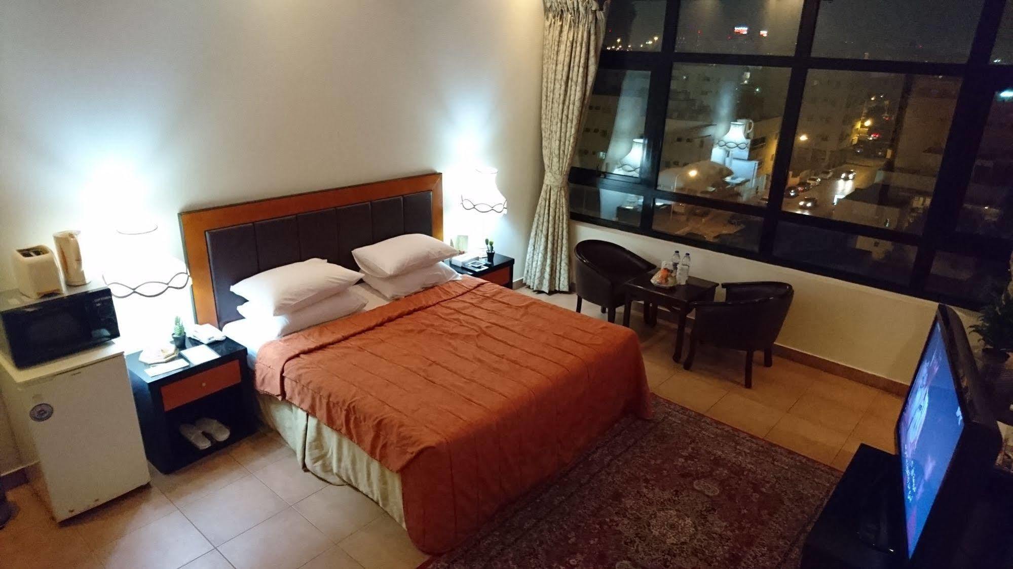 מנאמה Infinity Tower Suites Wll מראה חיצוני תמונה